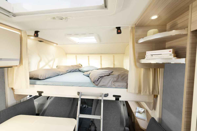 McRent Compact Luxury camper