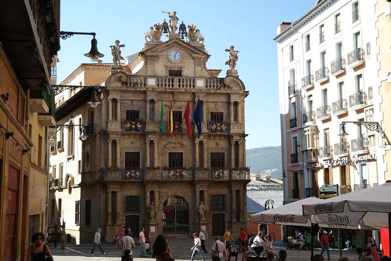 Spanja Navarra Pamplona | Campers Europa