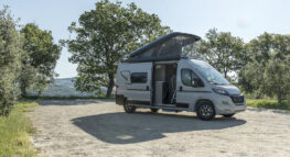 Apollo Explorer Campers Europa buitenkant