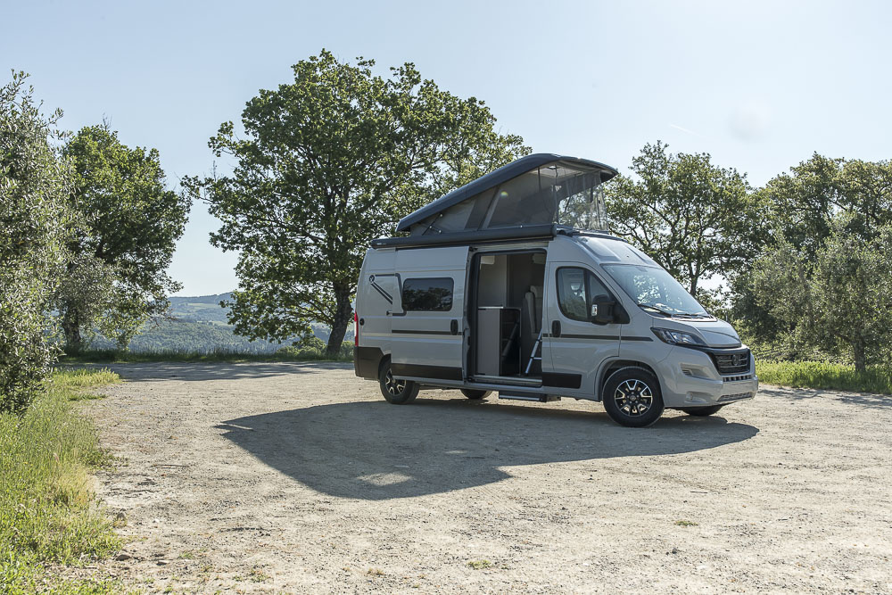 Apollo Explorer Campers Europa buitenkant